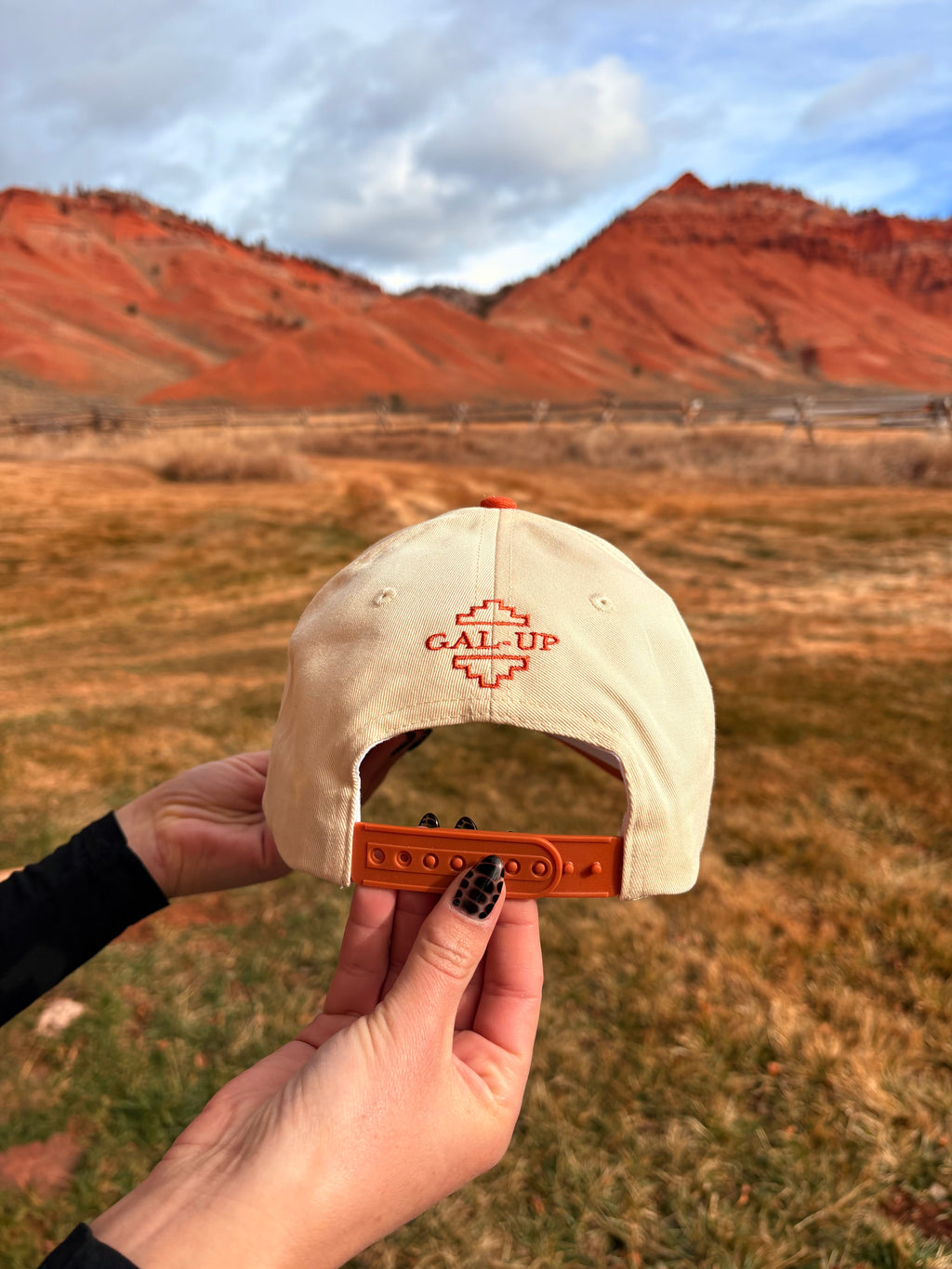 "SOME OF THE TOUGHEST COWBOYS I EVER MET WERE COWGIRLS" image 2